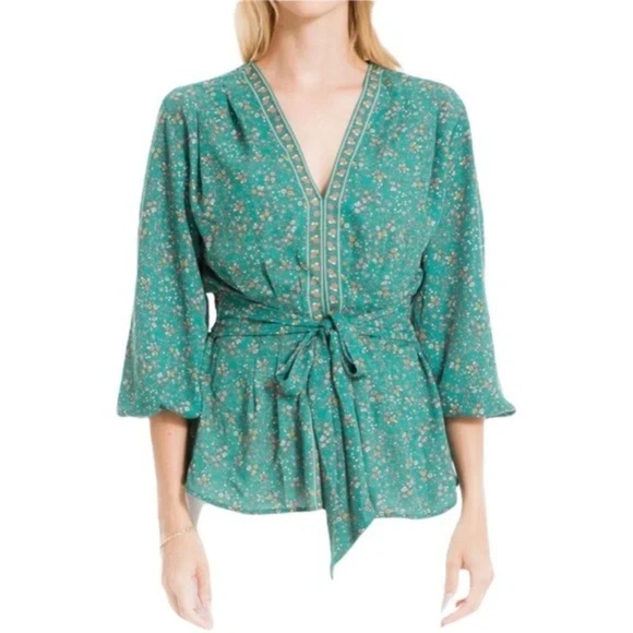 Max Studio Green Floral Blouse - Picture 1 of 9